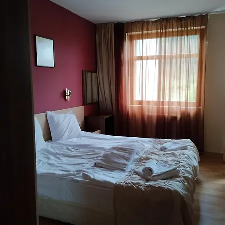 Redenka Club 3* Банско