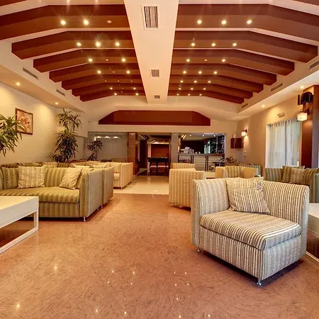منتجع Redenka Club 3*